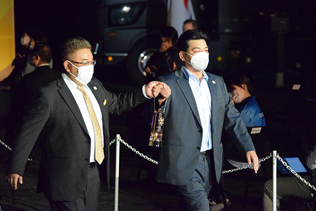 サンドウィッチマンの二人