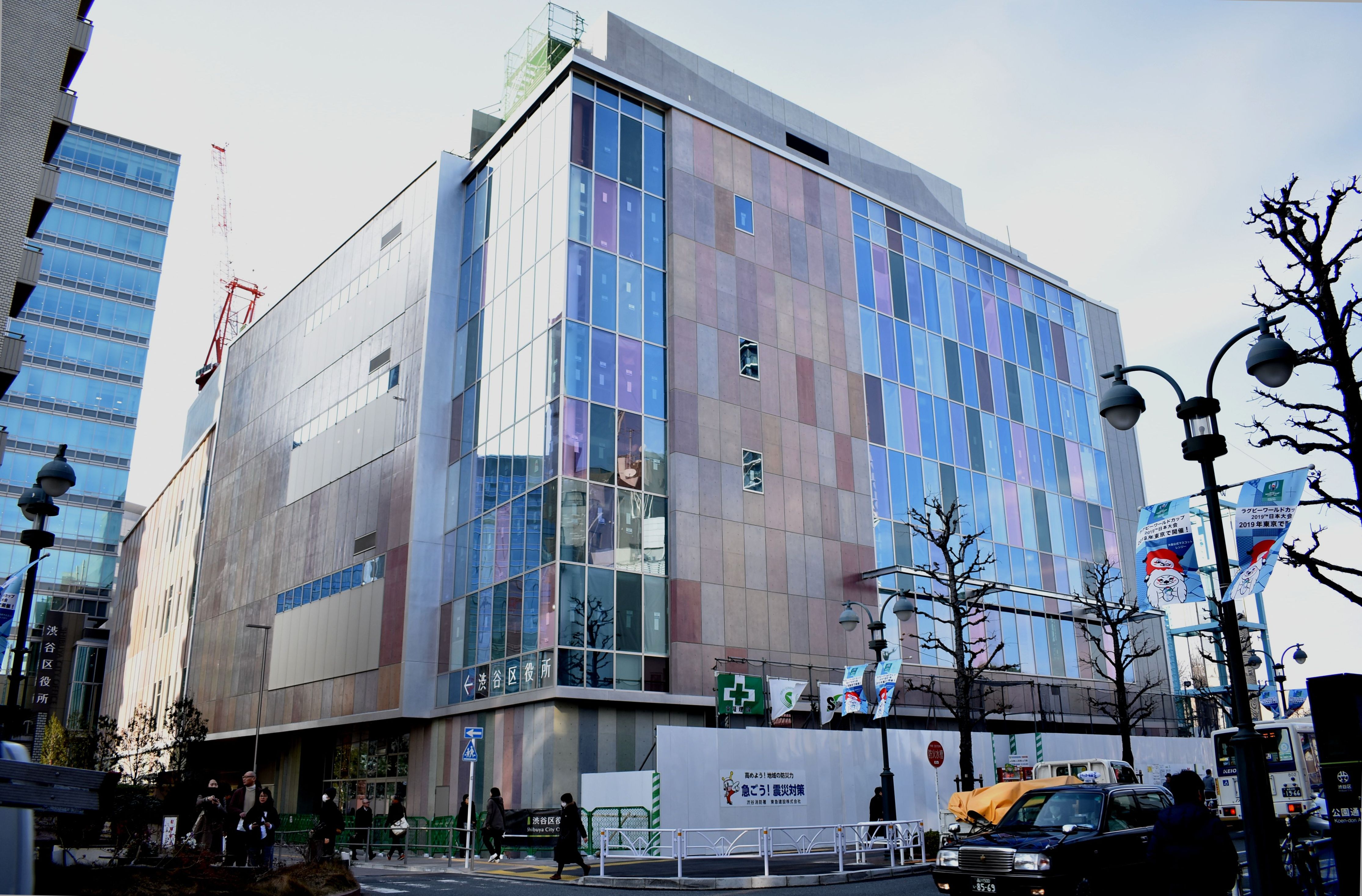 LINE CUBE SHIBUYA（渋谷公会堂）の外観