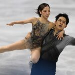ミラノ・コルティナ五輪ペアフリーで演技する三浦璃来と木原龍一