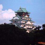 大阪城の夜景（関西の象徴）